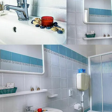 Iris Hotel